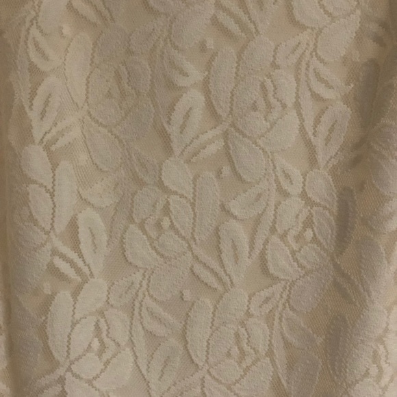 London Times Lace Dress - Picture 2 of 2